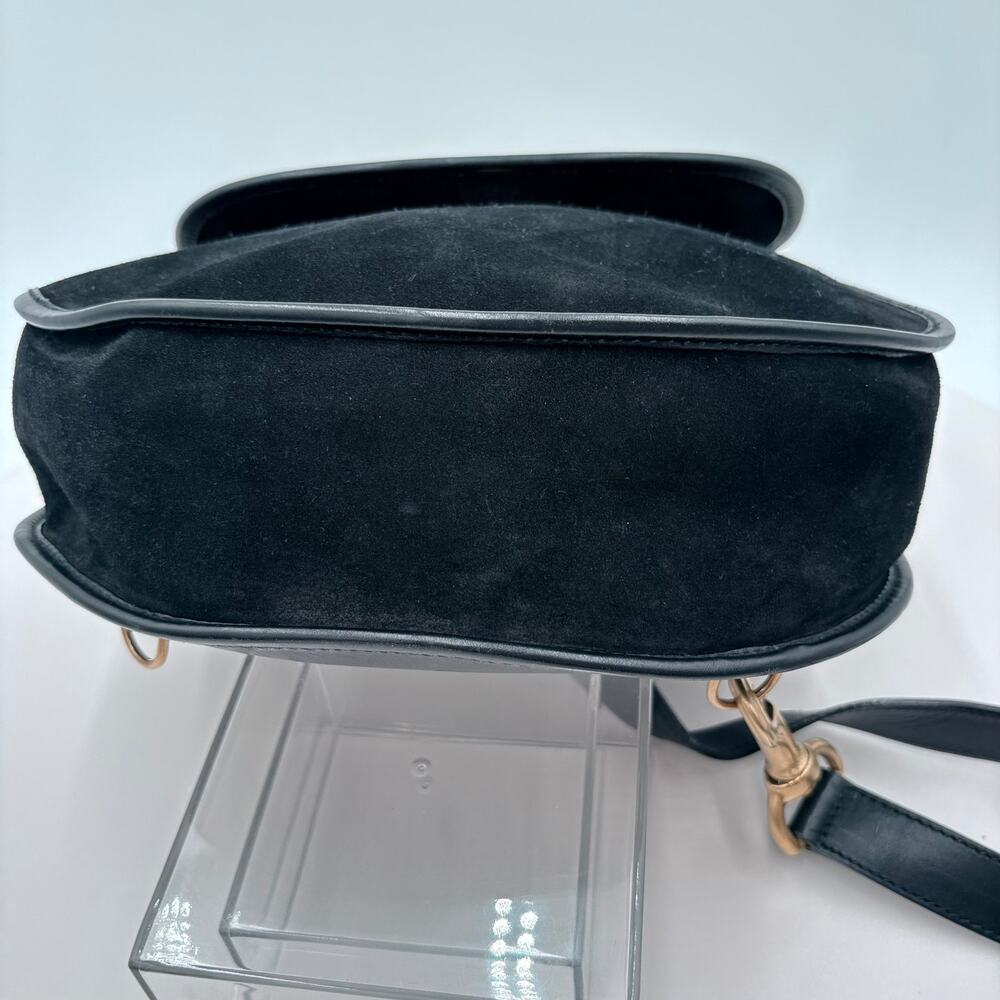 Authenticated Gucci Horsebit Suede Sling Backpack | Italian Luxury Icon - Picture 8 of 9